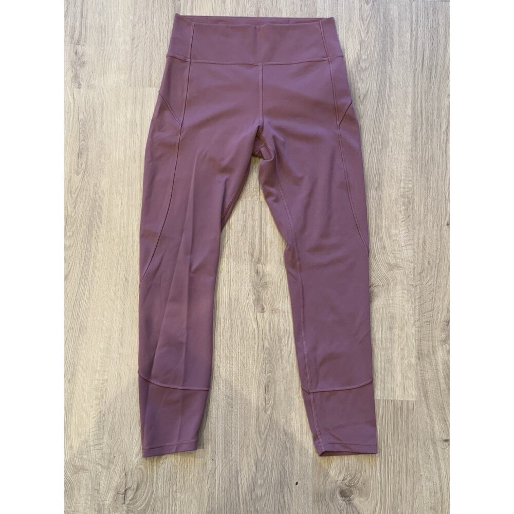 Women’s Lululemon In Movement Everlux Tight Size 8